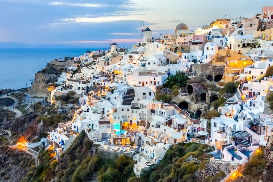 From Chania: Full-Day Trip to Santorini - The high-speed catamaran: included comfort and onboard info