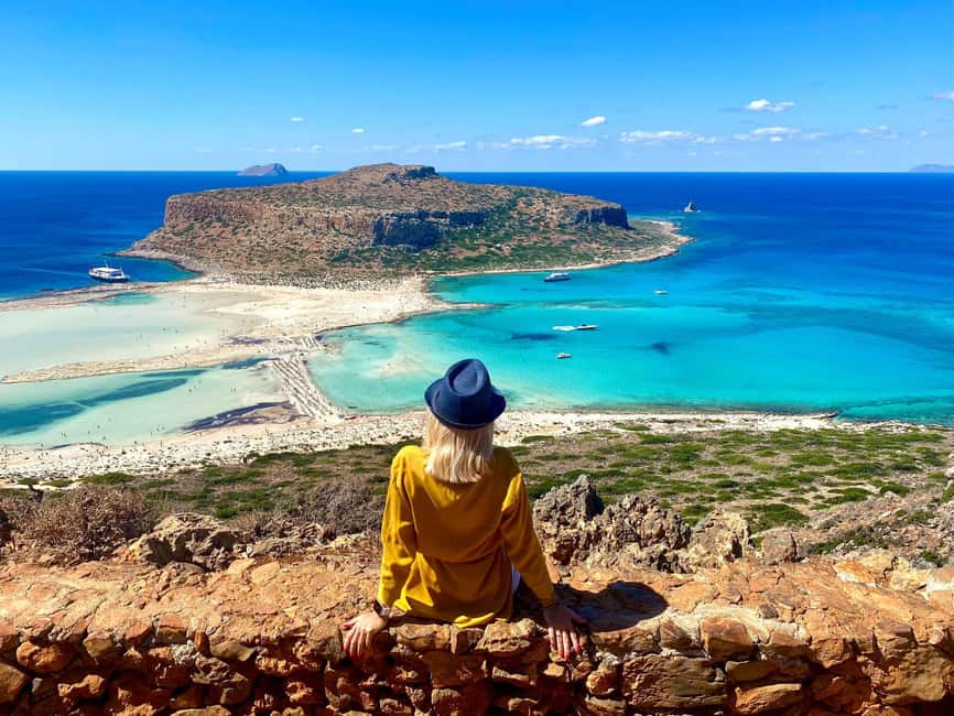 From Chania/Kissamos: Balos Lagoon Off-Road Trip & Panoramic View With a Hike - The road trip rhythm: Kissamos break, photo stops, and sea views