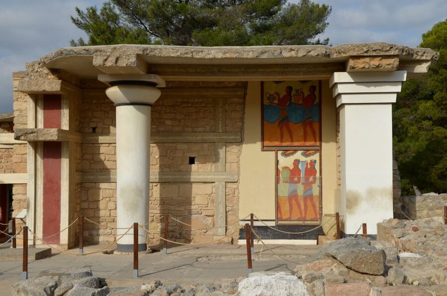From Chania: Knossos Palace and Heraklion Full-Day Tour - Knossos Palace with a guide: myths, the palace layout, and what 1.5 hours means