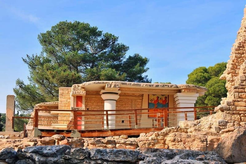From Chania & Rethymno: Knossos Palace & Heraklion City Tour - Knossos Palace With a Pro Guide (and Whispers Equipment)