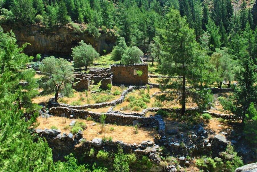 From Chania: Samaria Gorge Full-Day Guided Hiking Tour - The boat ride to Sougia: fun, but it costs extra