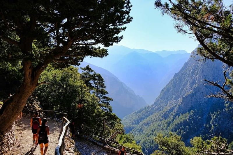 From Chania: Samaria Gorge Hike with Local Mountain Guide - Getting from Chania to Omalos and starting at Xyloskalo