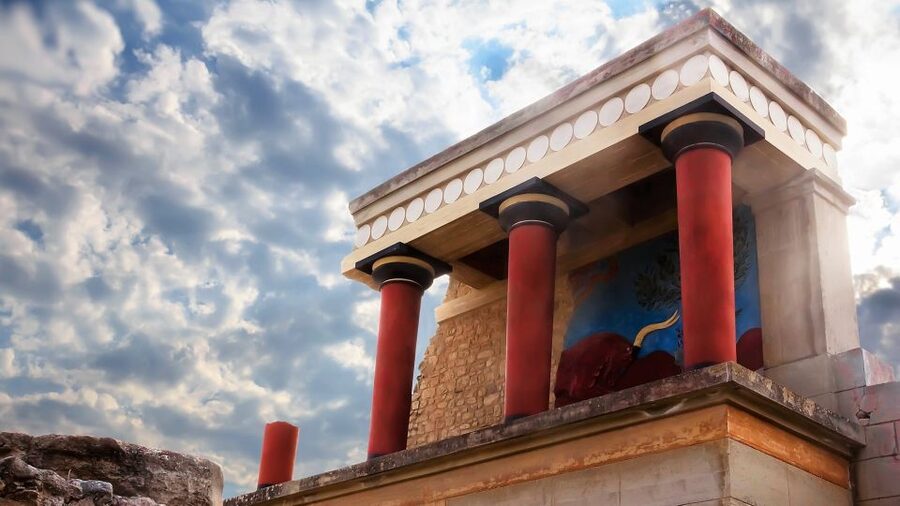 From Heraklion: Knossos Palace Entry Ticket and Private Tour - Knossos in 90 minutes: what the private format really buys you