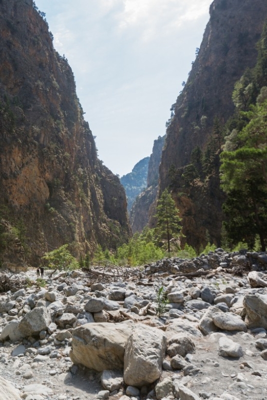 From Heraklion: Samaria Gorge Full-Day Guided Hiking Tour - Why the early pickup actually works