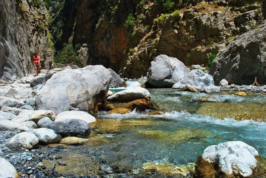 From Heraklion: Samaria Gorge Full-Day Guided Hiking Tour - Omalos Plateau arrival: quick prep, then go time