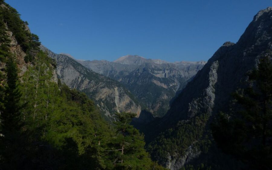 From Heraklion: Samaria Gorge Full-Day Guided Hiking Tour - Who should book this Samaria Gorge day hike