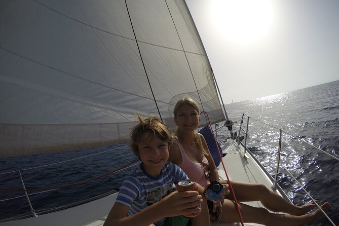 From Heraklion : Small Group 5,5 hours Sailing Trip to Dia Island - Guides Dimitri and Alexandros: why their approach makes the day feel smooth