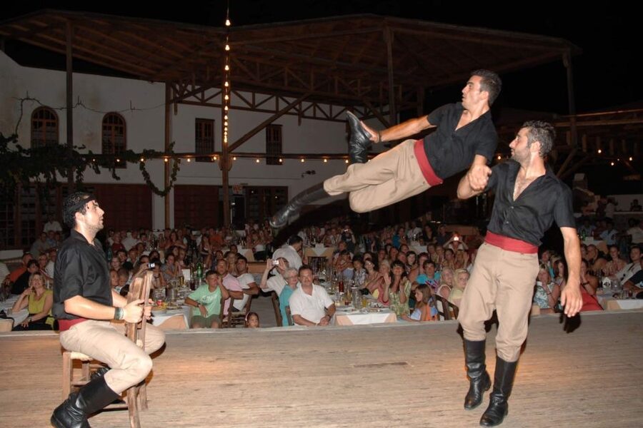 From Rethymno: Cretan Night Music, Food & Dancing - Key highlights worth getting excited about