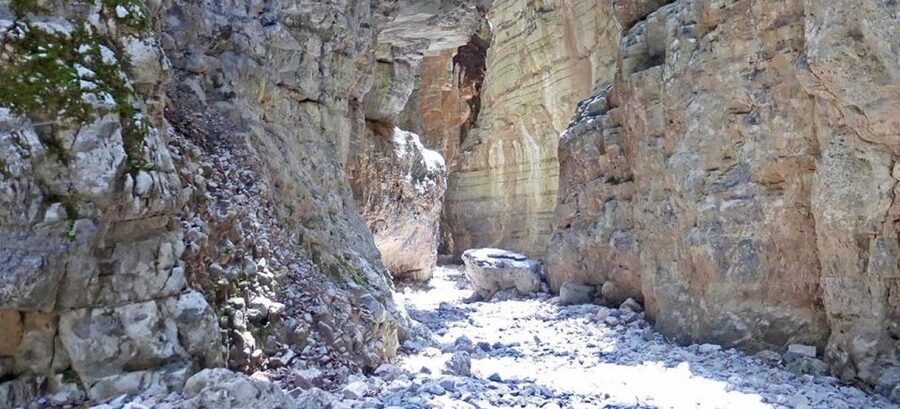 From Rethymno: Imbros Gorge & Libyan Guided Sea Tour - Lunch on Crete’s south coast: simple food that fits a hiking day