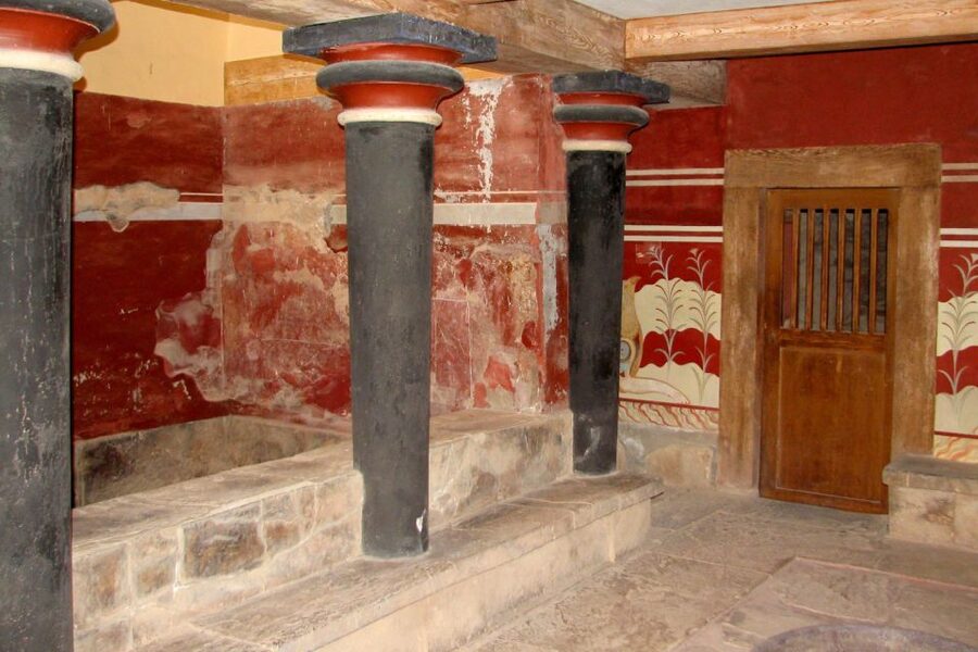 From Rethymno: Knossos Palace and Heraklion Guided Tour - Knossos and Heraklion in one guided day