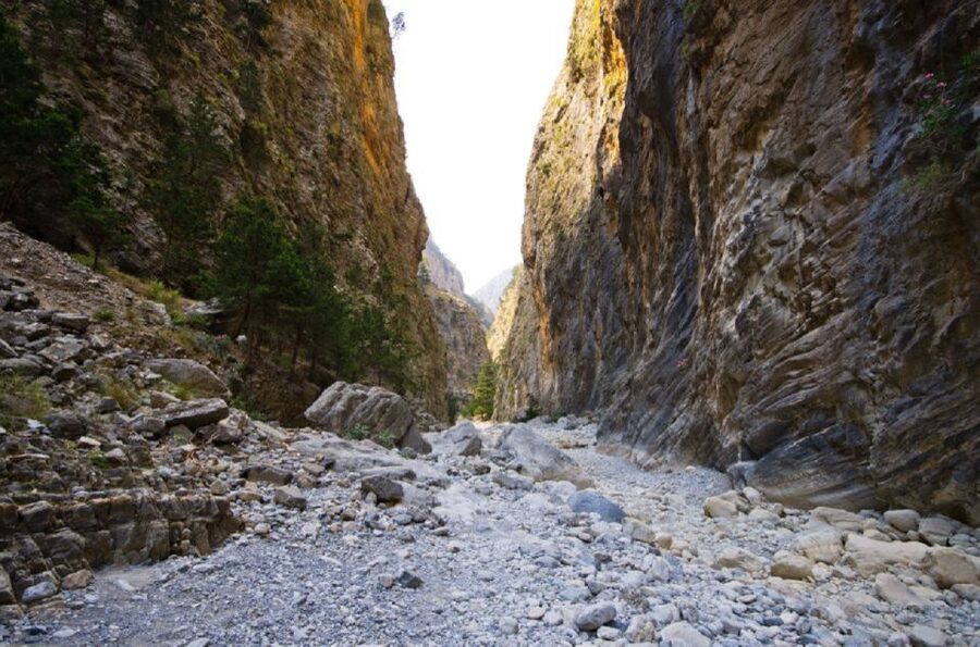 From Rethymno: Samariá Gorge Full-Day Hike - Entering Samariá Gorge: Trail Basics You’ll Feel in Your Legs