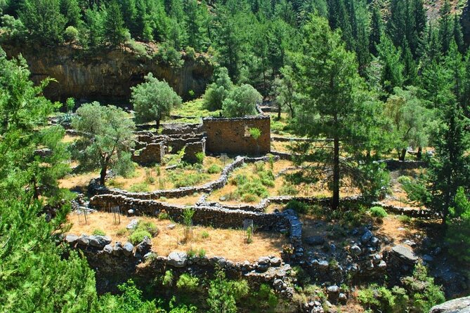 Full Day Hiking at Samaria Gorge&Agia Rumeli Beach from Heraklion - Boat to Chora Sfakion: the schedule that controls everything