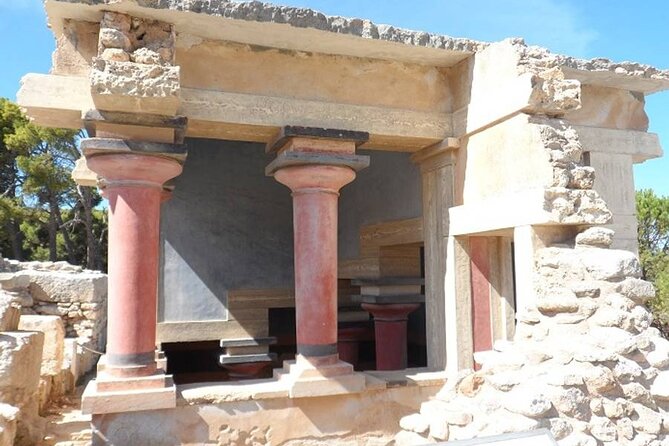 Full-Day Knossos and Heraklion Tour from Chania and Rethymno - The guide experience: storytelling, not just dates