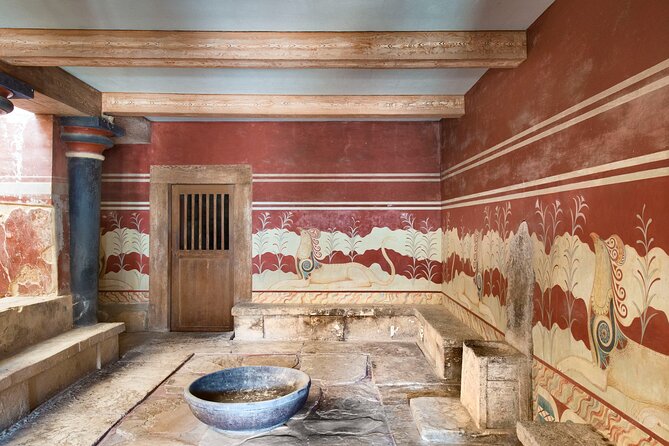 Full-Day Tour Knossos and Heraklion From Chania - Who this tour suits best