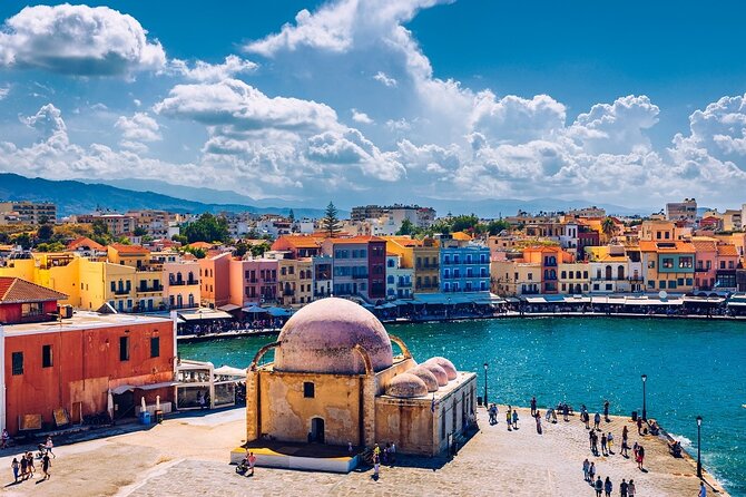 Full-Day Tour : Rethymno-Chania- Lake Kournas ( West Crete Tour ) - Lake Kournas: Lunch Choices, a Steep Walk, and Pedal-Boat Timing