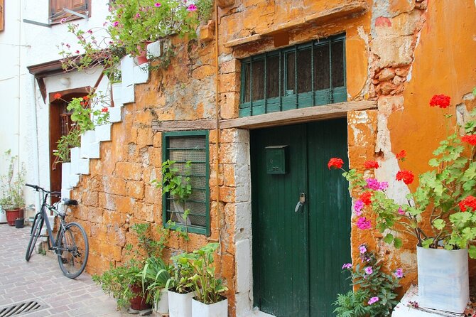 Full-Day West Crete Tour: Chania & Rethymnon Old Town and Kournas Lake - Rethymnon Old Town: a shorter walk that still feels complete