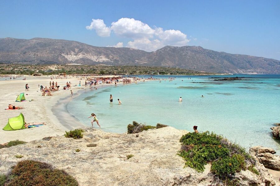 Georgioupolis Area: Full-Day Bus Trip to Elafonisi Island - Kissamos Port Photo Stops: Short Breaks That Stretch the Day