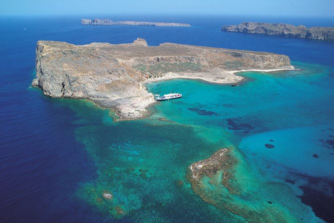 Gramvoussa - Balos - Timing and crowd reality: up to 99 people means you should plan your expectations