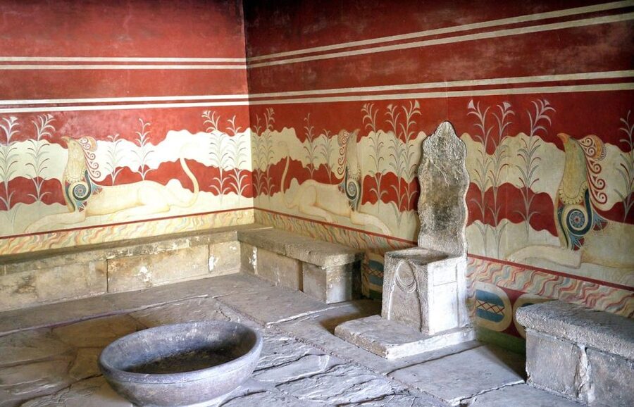 Heraklio:Knossos Palace-Museum-Heraklio ALL IN SKIP The line - Heraklion city time: coffee, shopping, and medieval streets
