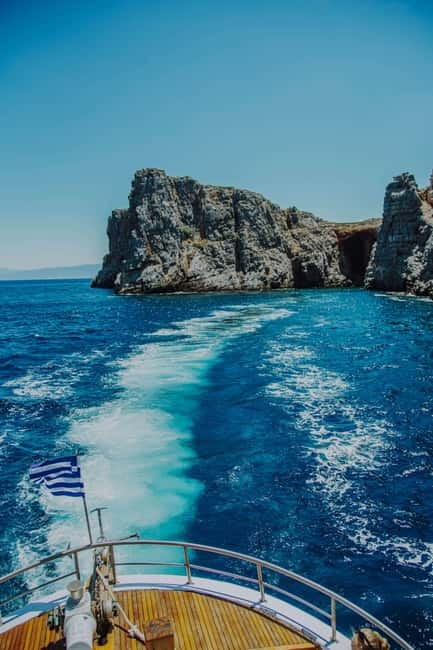 Heraklion Areas : Elounda Boat Trip -The Authentic - Getting to the boat: long-ish transit, but straightforward pickup