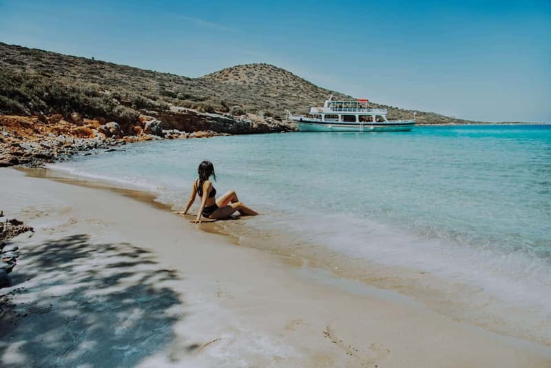 Heraklion Areas : Elounda Boat Trip -The Authentic - Spinalonga from the water: more powerful than a quick look