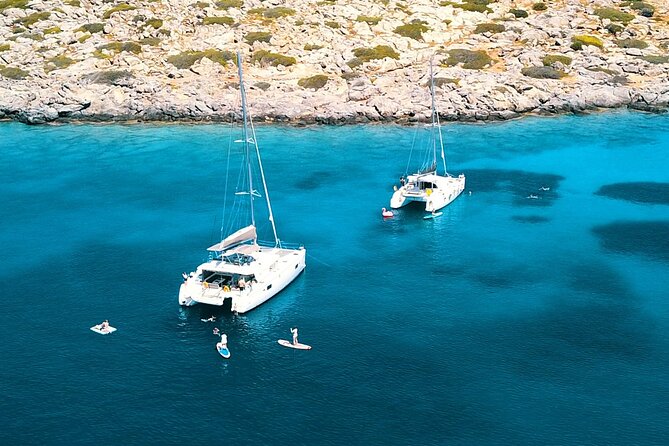 Heraklion: Catamaran Cruise to Dia with Sunset, Meal & Bar - The boat setup: comfort, shade, and what “luxury” means here