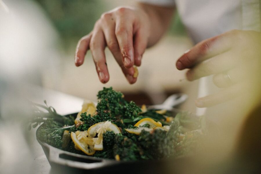 Heraklion: Cretan Cooking Lesson with Lunch in Arolithos - Who should book this Cretan cooking class (and who should skip it)