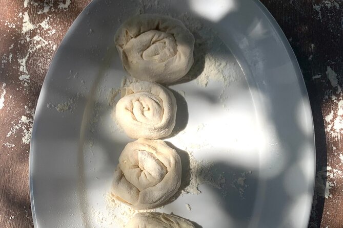 Heraklion: Cretan private cooking lesson with lunch in Arolithos - Private tour flow and group size: why this feels different