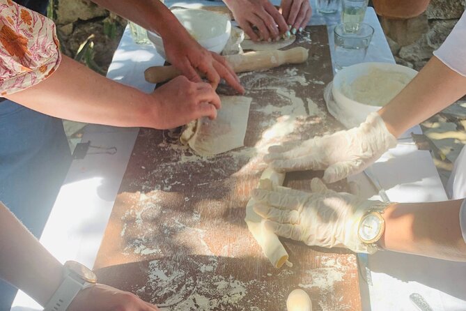 Heraklion: Cretan private cooking lesson with lunch in Arolithos - Price and value: what you’re really paying for