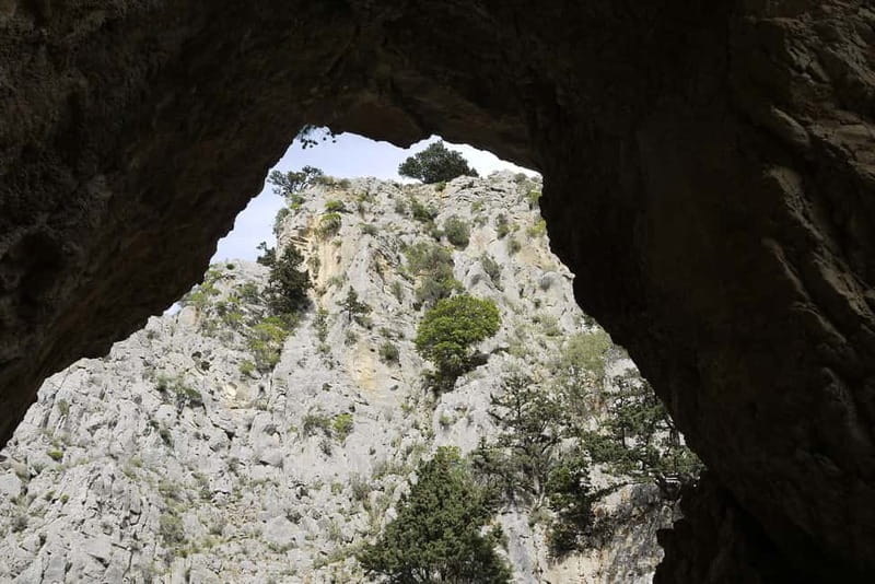 Heraklion Crete: Imbros Gorge Hike - What to bring (and what to skip) for a rocky, sunny day