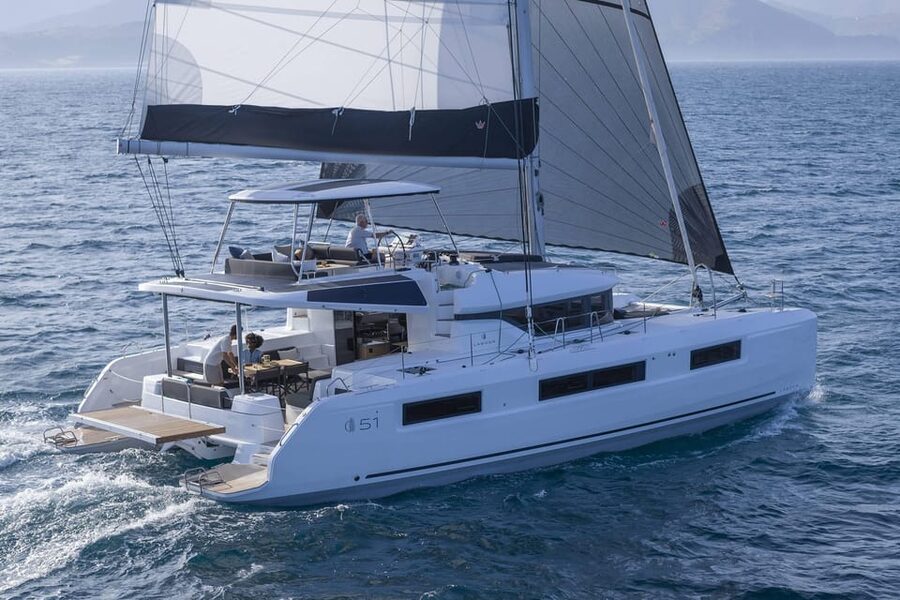 Heraklion: Dia Island Luxury Catamaran Cruise with Meal - Key highlights to know before you go