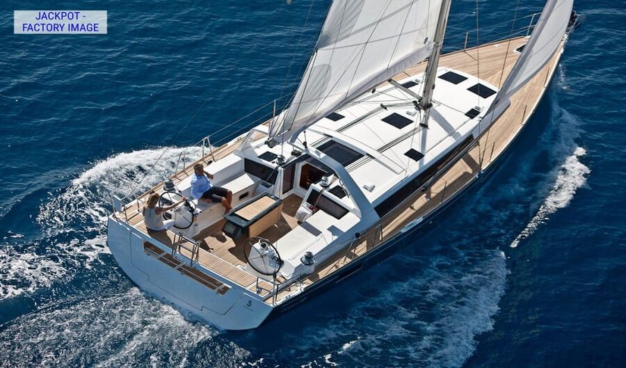 Heraklion: Dia Island Luxury Sailing Trip with Meal & Drinks - Key takeaways before you book