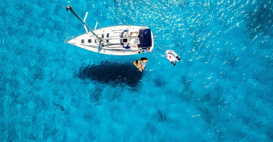 Heraklion: Dia Island Morning Sailing Trip with Snorkeling - Food, drinks, and the onboard comforts that add real value