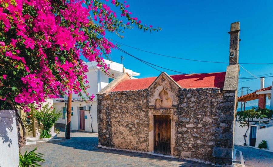 Heraklion: Eastern Crete Highlights Shore Private Tour - What’s included (and what you’ll need to handle yourself)