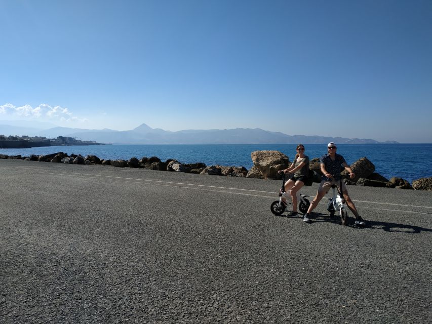 Heraklion: Ecobike Sightseeing Tour with Greek Meze - Why an e-bike tour fits Heraklion so well