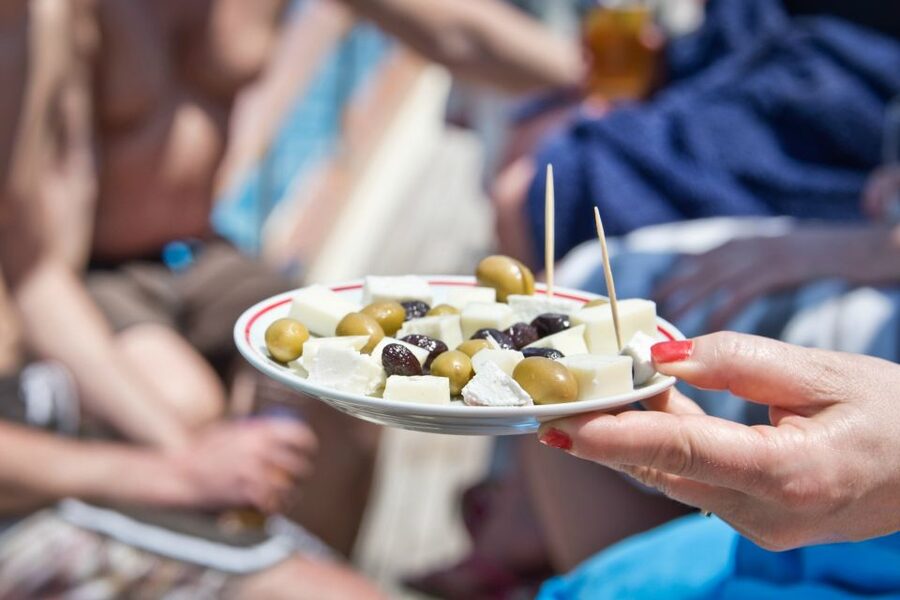 Heraklion: Food Tastings Walking Tour - Cheese tasting that turns you into a smarter buyer