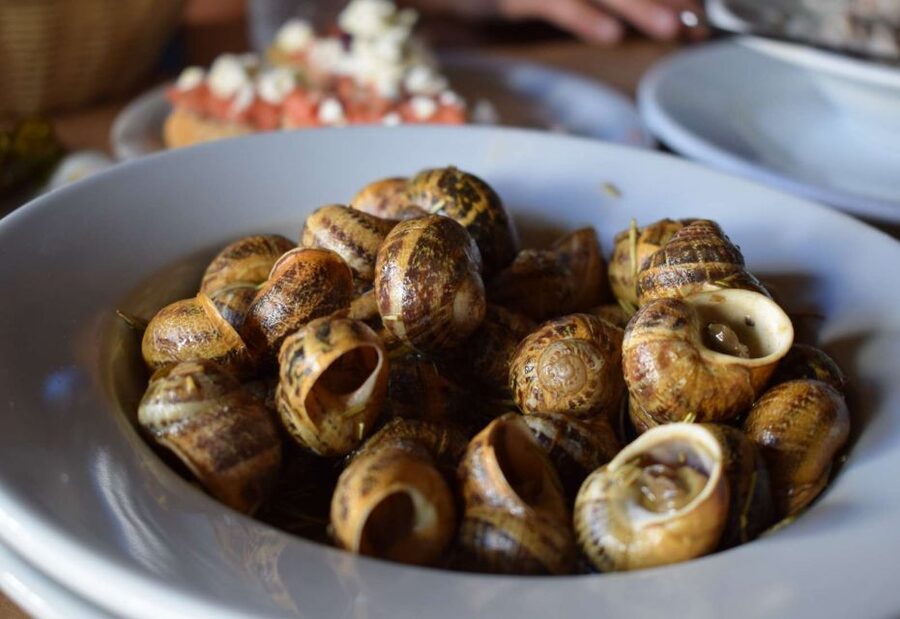 Heraklion: Gourmet Flavours Walking Tour - Cheese, honey, and raki: why this tour feels distinctly Crete