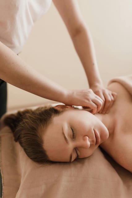Heraklion: Holistic Massage: Revitalization of Body & Spirit - What holistic massage means for you: stress, muscles, circulation