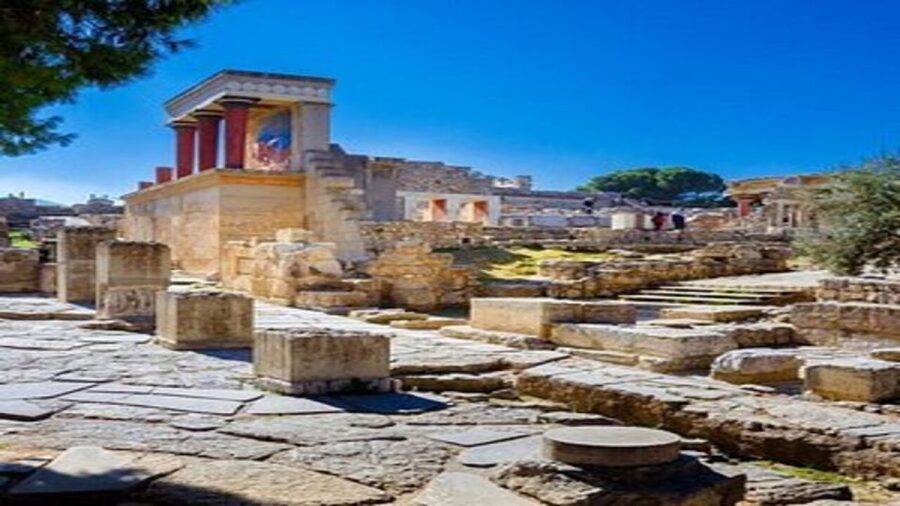 Heraklion: Knossos Palace Guided Tour Half Day - Neolithic roots: why Knossos matters before the palace