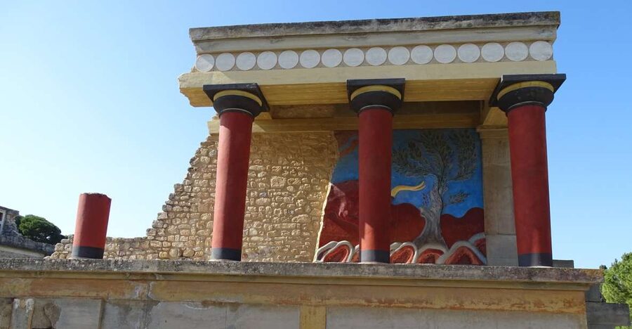 Heraklion: Knossos Palace, Zeus Cave & Oil Mill Private Tour - Price and what you’re really buying for $108