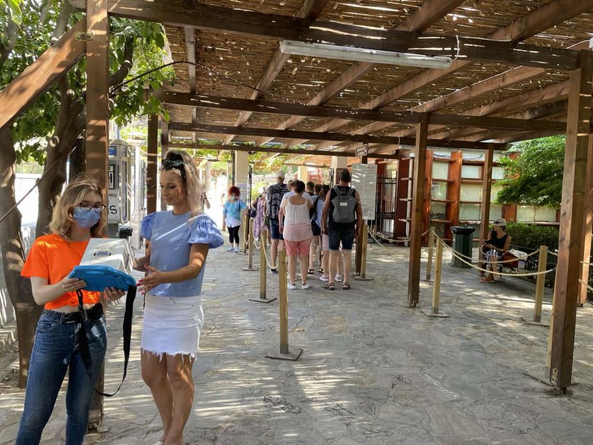 Heraklion: Palace of Knossos 3D Virtual Audio Tour by Tablet - Walking the Palace Grounds with 3D Overlays: What the 90 Minutes Feel Like