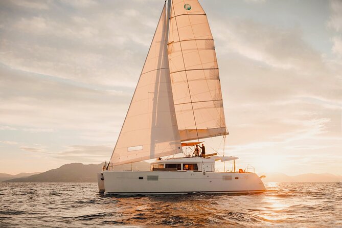 Heraklion: Private Catamaran Cruise to Dia with Meal & Drinks - Your private catamaran cruise: clean boat, capable crew, real food