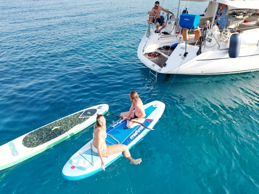 Heraklion: Sailing Cruise to Dia Island with Drinks and Meal - Heraklion departure: leaving the harbor with real sea views