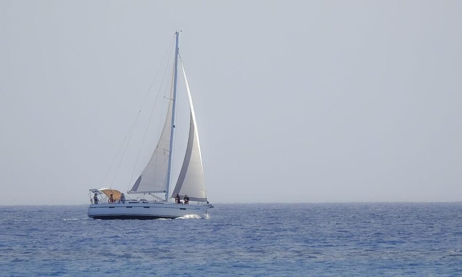 Heraklion: Sailing Cruise to Dia Island with Drinks and Meal - Who this sailing cruise is best for (and who should reconsider)