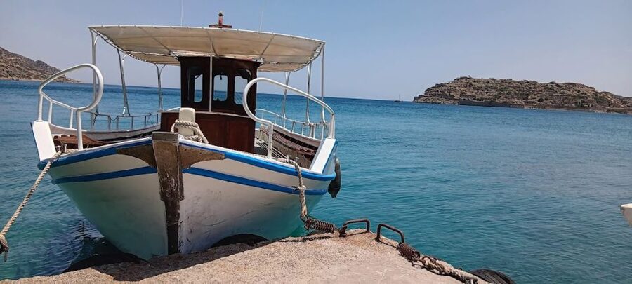 Heraklion to Spinalonga and Lasithi Plateau Land of Zeus - Krasi’s ancient plane tree and the Fourni lunch break