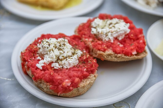 Heraklion - Walking city tour with food tasting - What’s on the plate: 10+ dishes, Cretan flavors, and unlimited wine