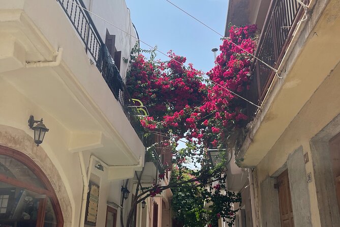 Heraklion Walking Food Tour - Cathedral of St. Minas: a quick stop with real city meaning
