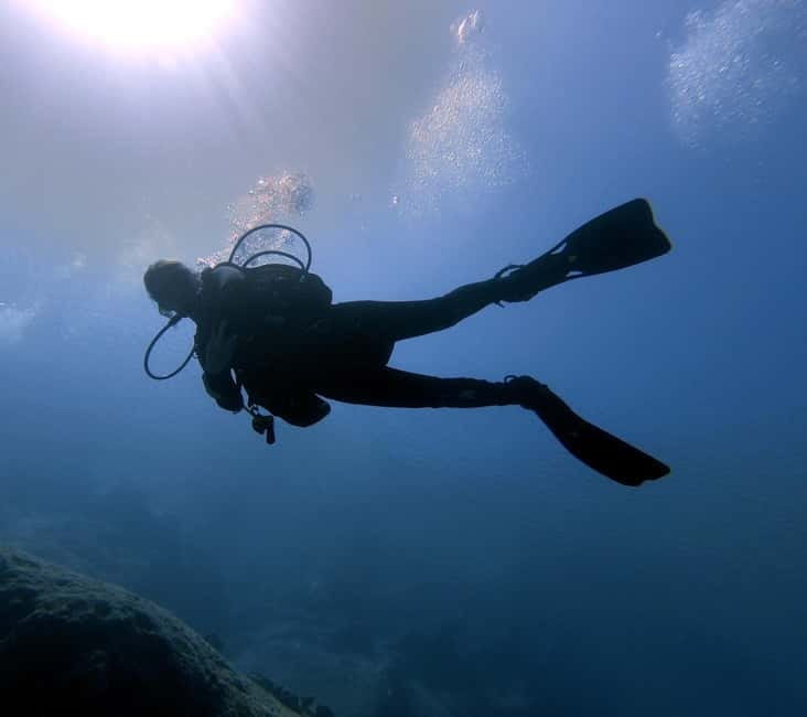 Hersonissos, Stalida: Scuba Diving Experience for beginners - The 3-Hour Flow: Safety Briefing, Training Class, Shore Session