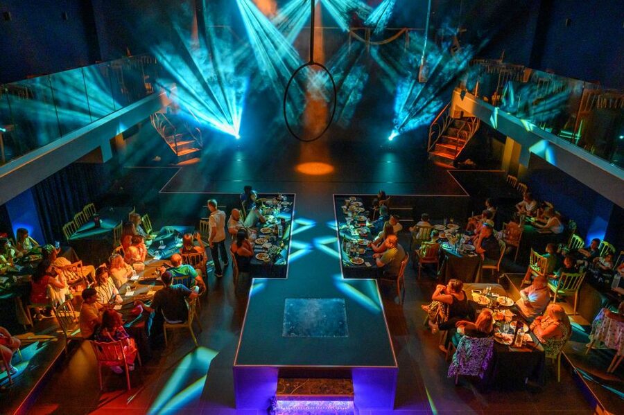 Hersonissos: Troy Dinner-Show Theatre Experience Tickets - Troy dinner-show in Hersonissos: what this night feels like