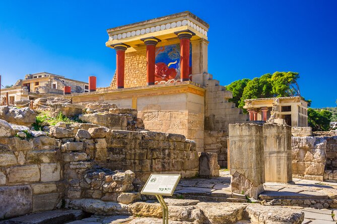 Hop-On Hop-Off Sightseeing Bus Tour in Heraklion - Knossos Without Guesswork: The Stop That Can Make the Day
